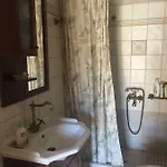 Stephania's Stone House منزل ريفي Karyes