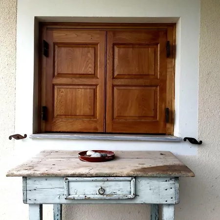 בית כפרי Stephania's Stone House Karyes