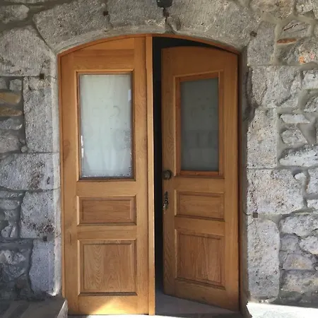 Stephania's Stone House Landhaus *