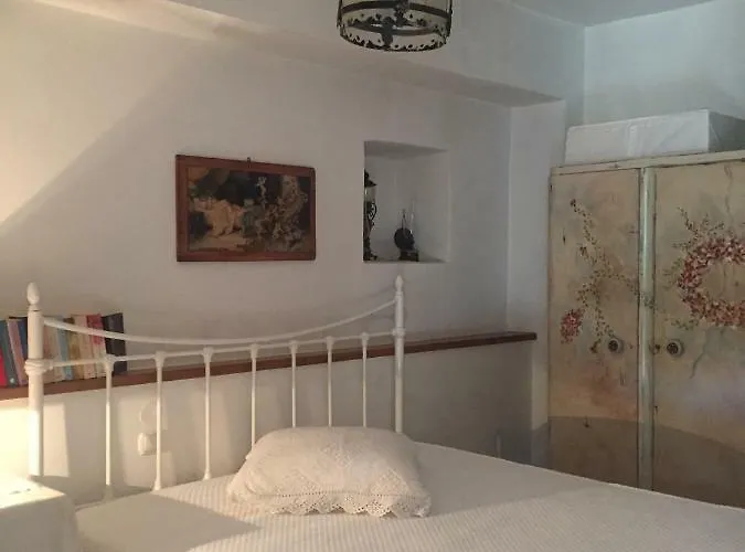 Stephania's Stone House Landhaus