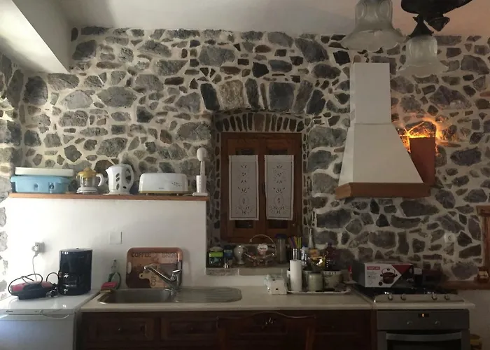 Stephania's Stone House Landhaus *