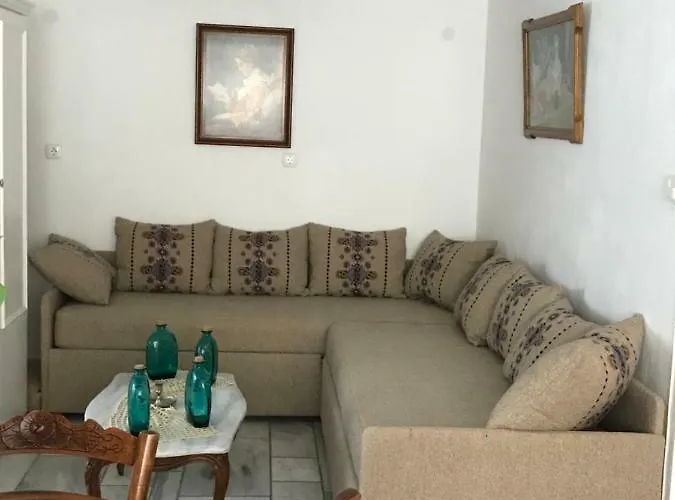 Stephania's Stone House Landhaus Karyes